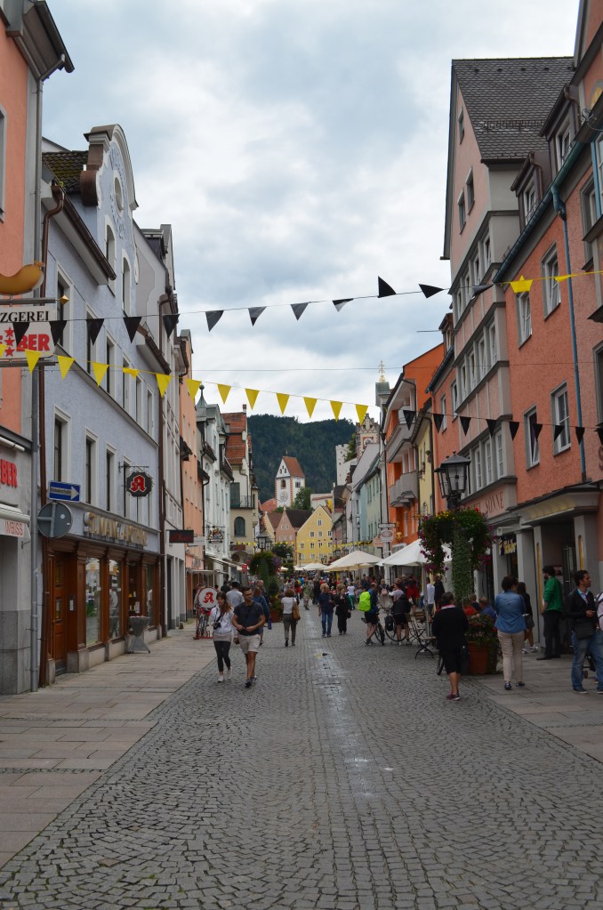 River and the town of Fuessen