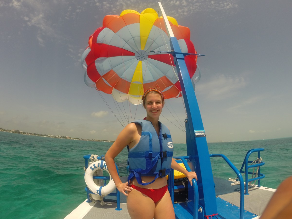 Parasailing and Top 6 Cancun&nbsp;Tips